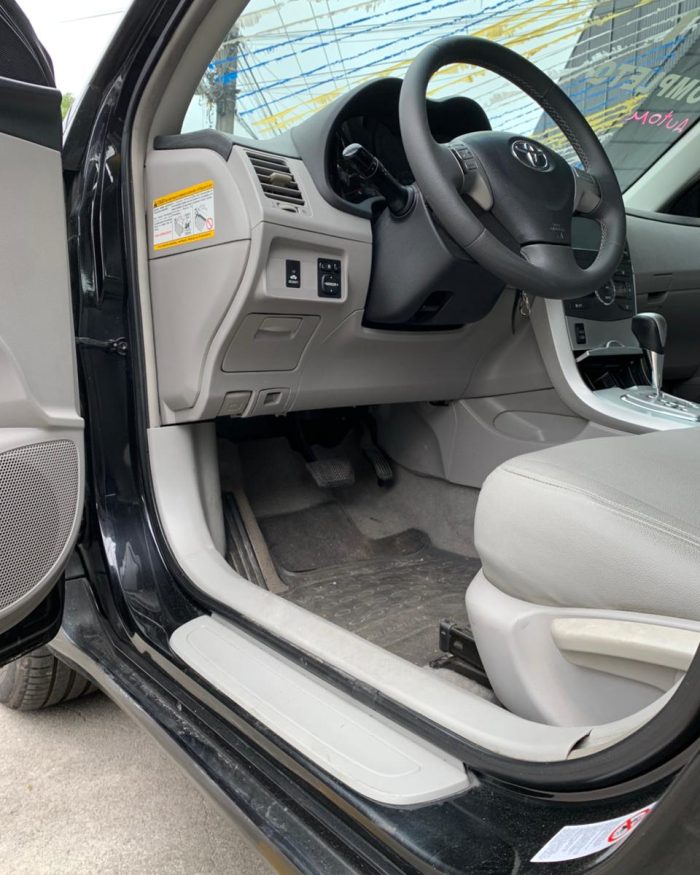 📣 Anúncio Imperdível: Toyota Corolla XEI 2014 na Triauto Motors! 🚗💨 Procurando a combinação perfeita de confiabilidade, conforto e economia? Sua busca termina aqui! A Triauto Motors tem o prazer de apresentar este sensacional Toyota Corolla XEI 2014! Um carro que é sinônimo de qualidade e durabilidade. ✨ Qualidades Exclusivas do Seu Novo Corolla XEI 2014: Motorização Eficiente: Potência e desempenho ideais para a cidade e estrada. Conforto Superior: Interior espaçoso e acabamento premium. Segurança: Equipado com os recursos essenciais que você precisa. Baixa Manutenção: Conhecido pela sua incrível confiabilidade e custo-benefício. 🤝 Condições Triauto que Você Não Pode Perder: Na Triauto Motors, garantimos que você faça o melhor negócio: ✅ Os Melhores Veículos com as Melhores Negociações! ✅ Aceitamos Seu usado na Troca! Avaliamos seu carro e facilitamos a troca. ✅ Facilitamos Sua Entrada: Parcele em até 24X NO CARTÃO DE CRÉDITO! 📲 FALE CONOSCO AGORA MESMO! Quer saber mais ou agendar sua visita? Fale com nossos consultores pelo WhatsApp: 📞 (21) 92023-4790 Triauto Motors: Seu próximo carro está aqui!