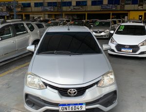 💎 TOYOTA ETIOS SEDAN X 1.5 AUTOMÁTICO + GNV Economia de verdade com o conforto que você merece! 🚗💨 Você busca um carro que seja sinônimo de confiança, espaço e baixo custo de manutenção? O Toyota Etios Sedan é a escolha inteligente para quem não quer ter dor de cabeça. E o melhor: já vem equipado com GNV, garantindo a máxima economia no seu dia a dia ou no trabalho! ✨ Principais Destaques: Motor 1.5 Flex: Potência e durabilidade japonesa. Câmbio Automático: Conforto total no trânsito urbano. Kit GNV Instalado: Redução drástica nos custos com combustível. Porta-malas Amplo: Ideal para viagens em família ou para quem trabalha com aplicativos. Direção Elétrica: Leveza e precisão em cada manobra. Segurança Toyota: Airbags, freios ABS e a confiança de uma das marcas mais valiosas do mundo. Por que comprar na Triauto Motors? 🤝 Na Triauto Motors, você encontra as melhores condições para a compra do seu carro novo! Nossa missão é oferecer transparência e segurança em cada negócio. ✅ Veículos revisados e com procedência garantida. ✅ Taxas de financiamento exclusivas e competitivas. ✅ A melhor avaliação do seu usado na troca. ✅ Atendimento personalizado para você sair de carro novo sem burocracia. 📍 Venha nos visitar ou chame agora no WhatsApp! Sua próxima conquista está aqui na Triauto Motors. 👉21 92023-4790 ALTAMIR 👉 AV JORN ROBERTO MARINHO 800 BOX 2 GALO BRANCO SG Triauto Motors: Realizando o sonho do seu carro novo com confiança e transparência! #TriautoMotors #ToyotaEtios #CarroAutomatico #GNV #OfertaImperdivel #CarroNovo #Confiança